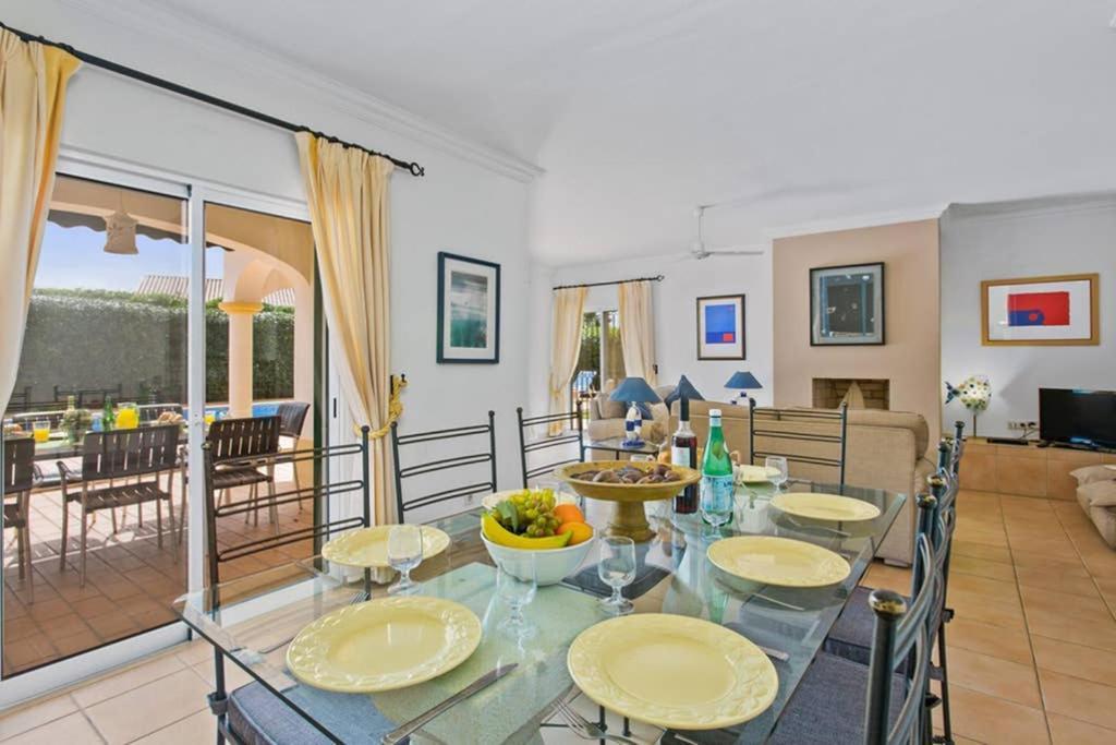 Villa White Sands - Private Oasis, Heated Pool, Beaches & Strip Nearby Albufeira Eksteriør bilde