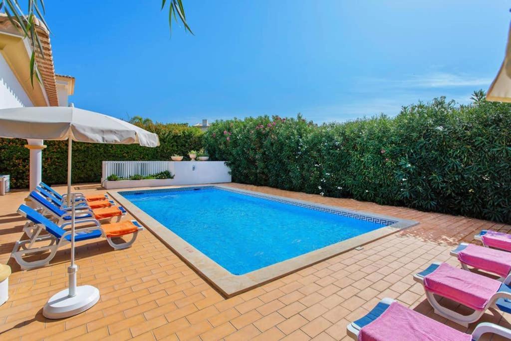 Villa White Sands - Private Oasis, Heated Pool, Beaches & Strip Nearby Albufeira Eksteriør bilde
